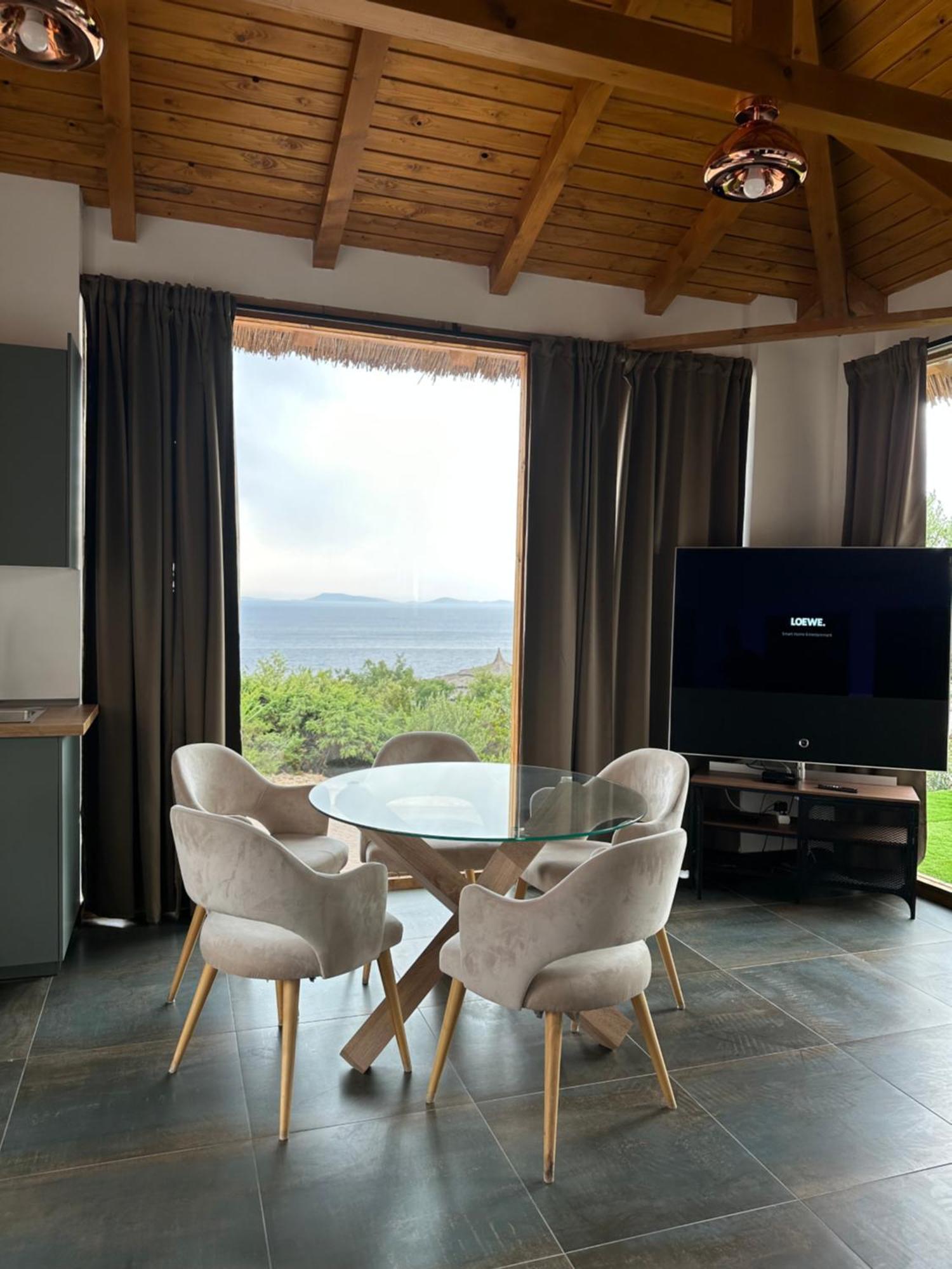 Golden Haven Luxe Bungalow Resort 무르테르 외부 사진